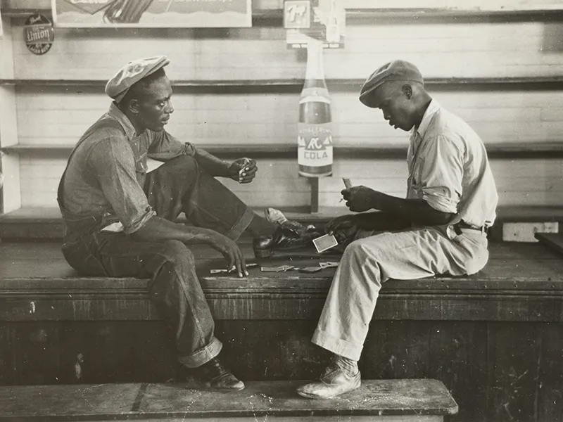 Die Zukunft der Visitenkarten: Analog trifft Digital im Networking